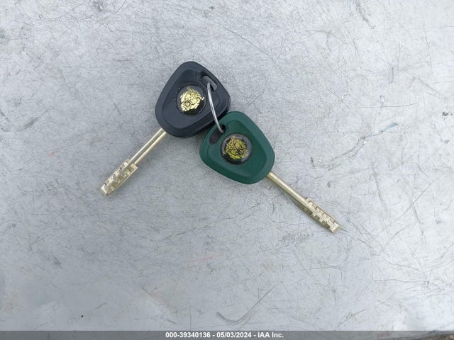 2000 JAGUAR XJ8 SAJDA14C5YLF10559 Photo 10