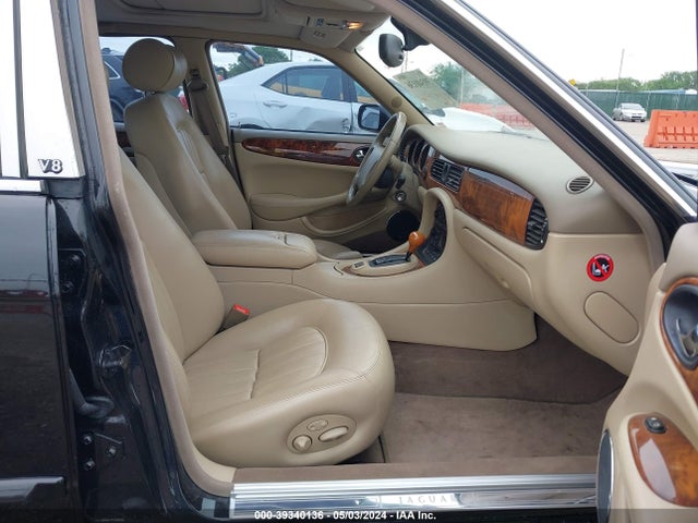 2000 JAGUAR XJ8 SAJDA14C5YLF10559 Photo 4