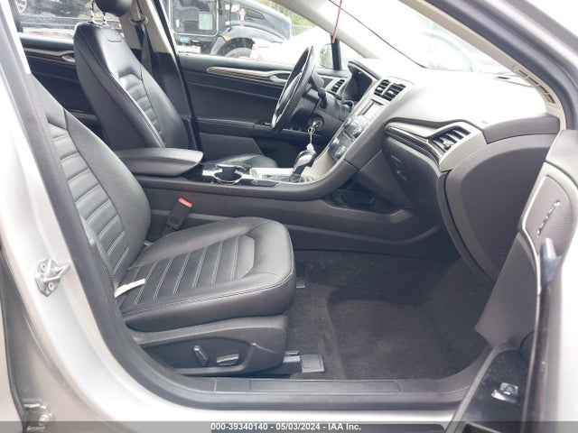 3FA6P0HDXER371208 Ford FUSION SE