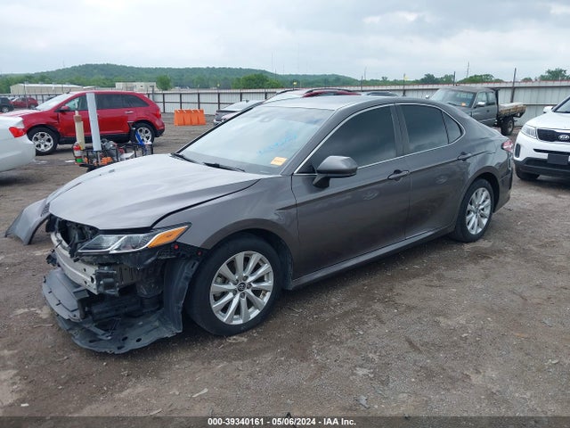 Toyota CAMRY LE 2019 4T1B11HK6KU229405 Image 2