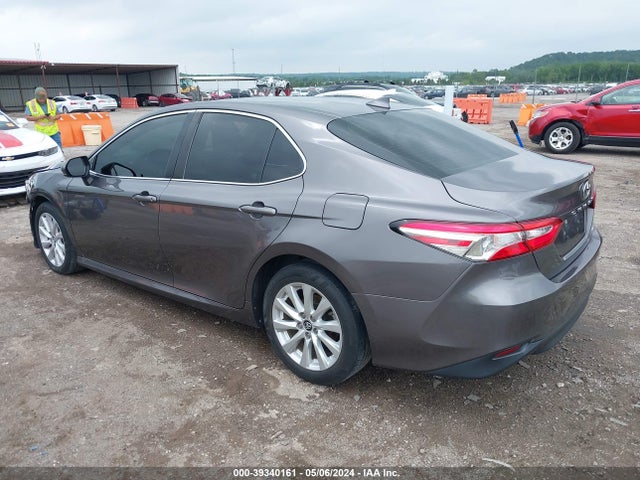 Toyota CAMRY LE 2019 4T1B11HK6KU229405 Image 3
