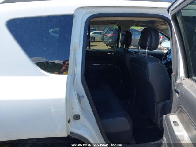1C4NJDEB2ED670637 Jeep Compass Latitude
