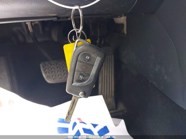 Toyota RAV4 LE 2019 JTMK1RFV4KJ009777 Image 11