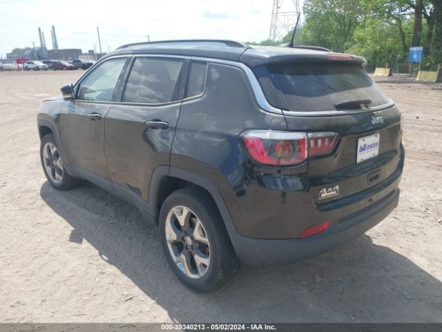 3C4NJDCB2JT266924 Jeep Compass Limited 4x4