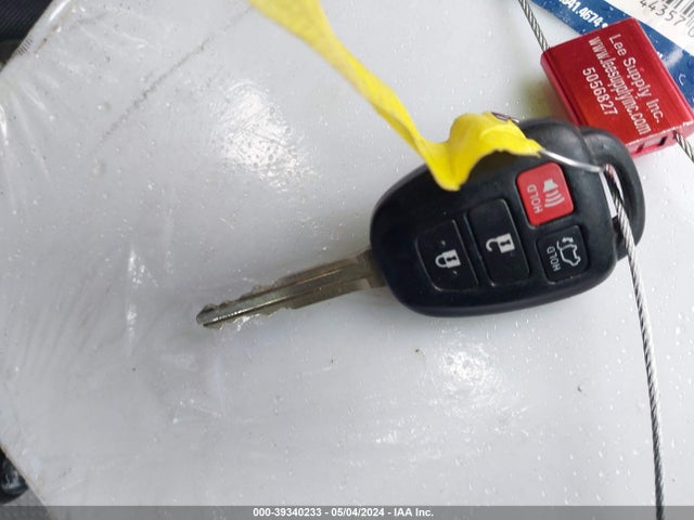 Toyota Rav4 Xle 2016 2T3RFREV8GW418522 Image 11