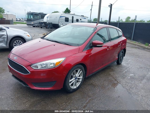 Ford FOCUS SE 2016 1FADP3K25GL387379 Image 2