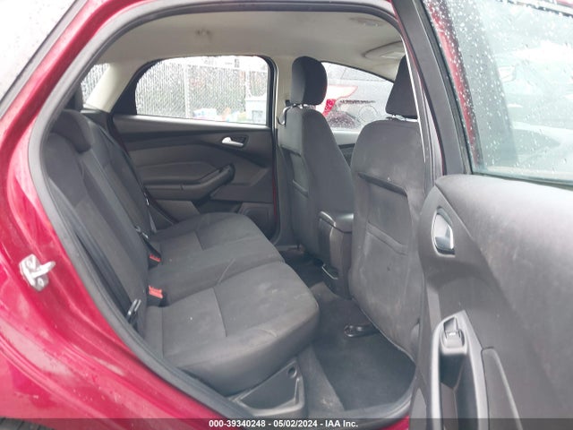 Ford FOCUS SE 2016 1FADP3K25GL387379 Image 8