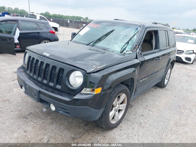 Jeep Patriot Latitude 2015 1C4NJPFB2FD329014 Image 2