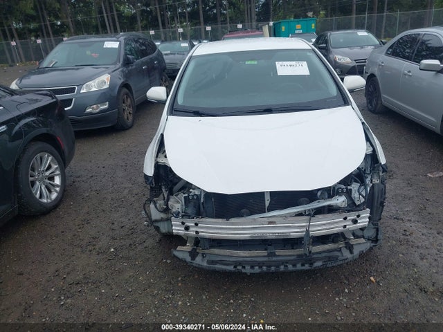 Toyota Prius Two 2016 JTDKBRFU6G3005245 Image 12