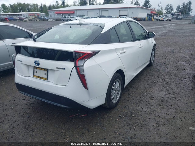 Toyota Prius Two 2016 JTDKBRFU6G3005245 Image 4