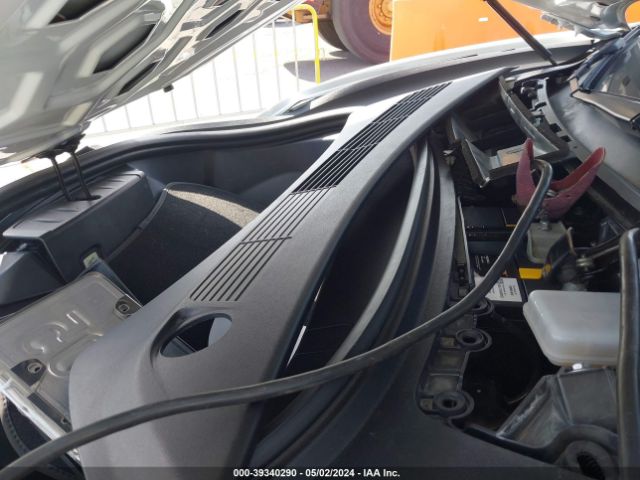 5YJ3E1EB5JF100208 Tesla Model 3 Long Range/performance