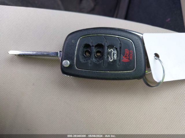5NPE24AF6GH274942 Hyundai SONATA SE