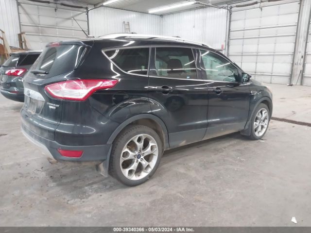 1FMCU9JXXGUA37878 Ford Escape Titanium