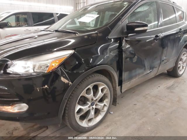 1FMCU9JXXGUA37878 Ford Escape Titanium
