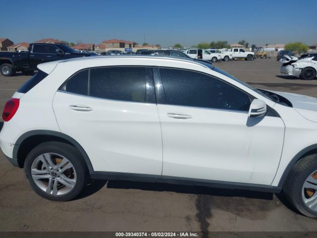 WDCTG4GB6JU000256 Mercedes-Benz Gla 250 4matic