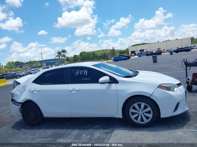 Toyota COROLLA LE 2016 5YFBURHE9GP525074 Image 14