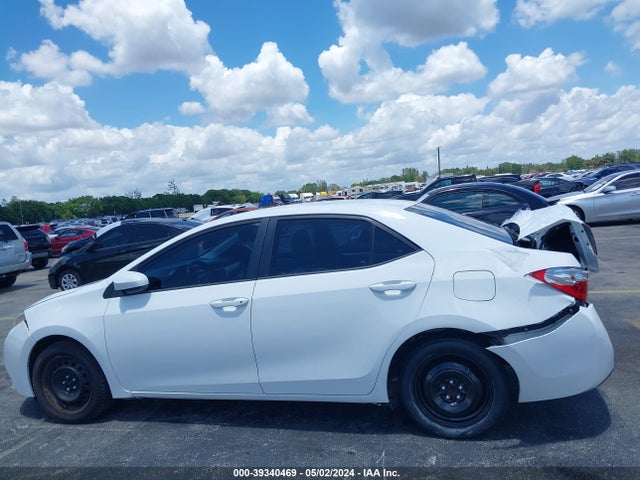 Toyota COROLLA LE 2016 5YFBURHE9GP525074 Image 15