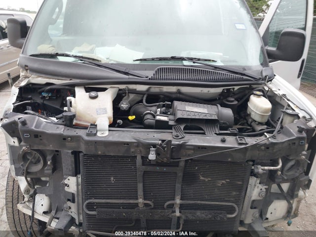 Chevrolet Express 2500 Work Van 2016 1GCWGAFF4G1176531 Image 10