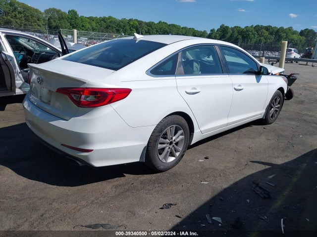 Hyundai SONATA SE 2015 5NPE24AF8FH186411 Image 4
