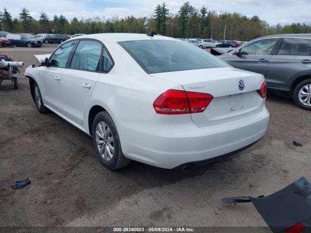 1VWAT7A3XFC034030 Volkswagen Passat 1.8t Wolfsburg Edition