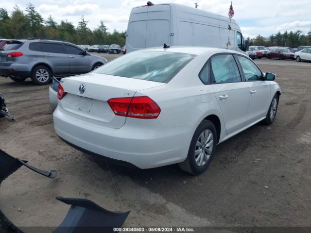 1VWAT7A3XFC034030 Volkswagen Passat 1.8t Wolfsburg Edition