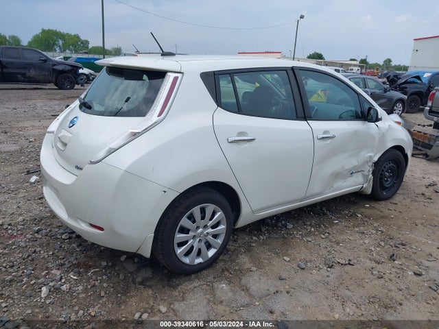 Nissan LEAF S 2015 1N4AZ0CPXFC324461 Image 4
