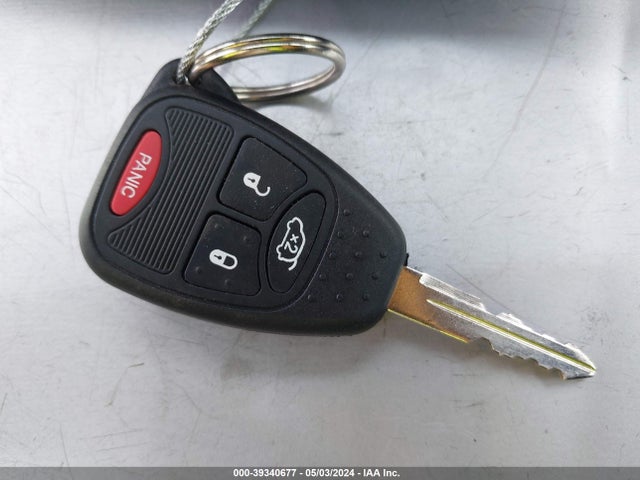 39340677 :رقم المزاد ، 1C3CDZCB1DN675534 vin ، 2013 Dodge Avenger Sxt مزاد بيع