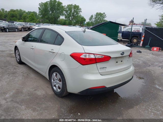 KIA FORTE LX 2015 KNAFK4A63F5412565 Image 3