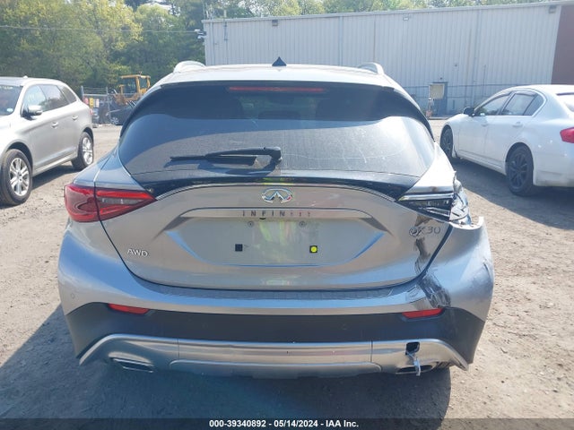 Infiniti Qx30 Essential 2018 SJKCH5CR2JA004850 Image 17