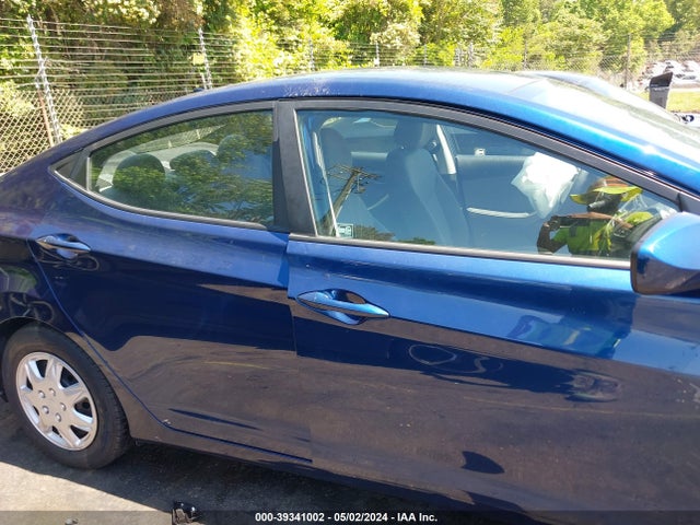 Hyundai ELANTRA SE 2016 5NPDH4AE7GH768132 Image 13