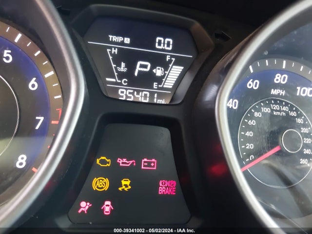 Hyundai ELANTRA SE 2016 5NPDH4AE7GH768132 Image 15
