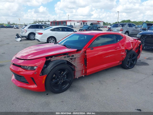 Chevrolet Camaro 1lt 2018 1G1FB1RX8J0104725 Image 2