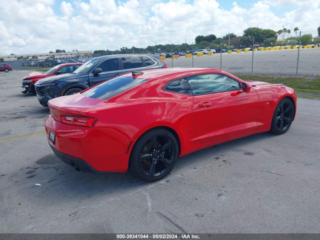 Chevrolet Camaro 1lt 2018 1G1FB1RX8J0104725 Image 4