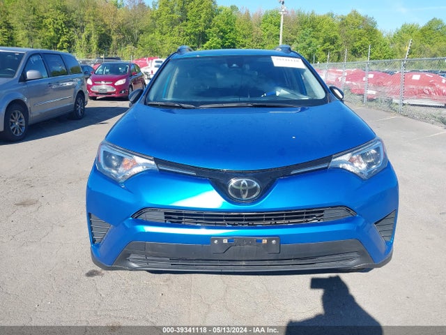 Toyota RAV4 LE 2018 JTMBFREV3JJ202357 Image 12