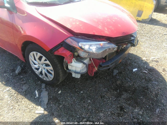 Toyota COROLLA LE 2017 2T1BURHE5HC861161 Image 18