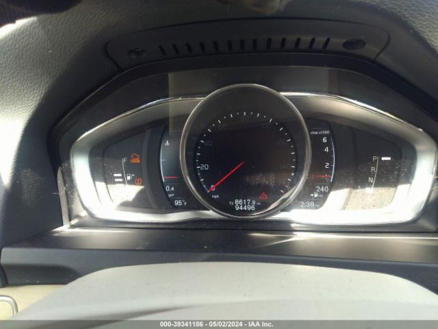 YV126MFK9F2351424 Volvo S60 T5 Premier