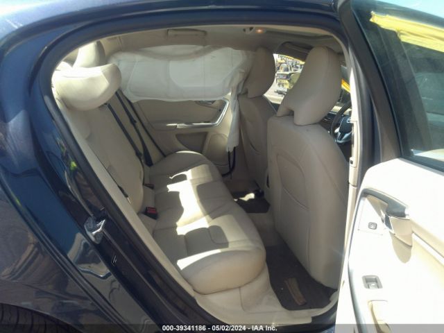 YV126MFK9F2351424 Volvo S60 T5 Premier