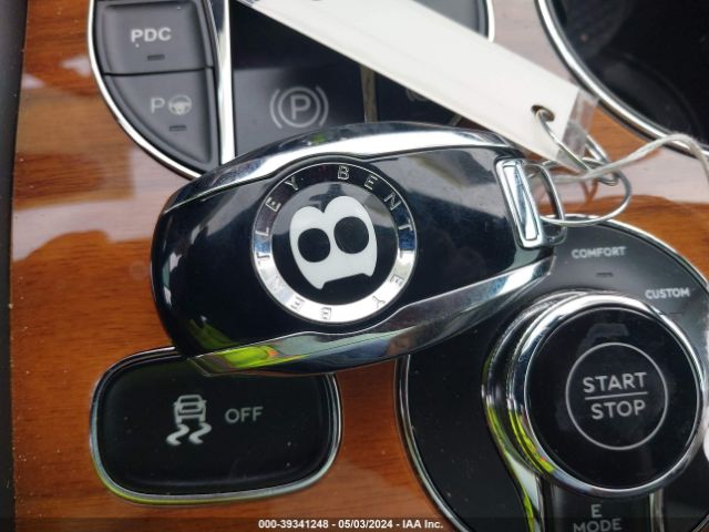 2021 BENTLEY BENTAYGA HYBRID SJAAJ2ZV7MC036978 Photo 10