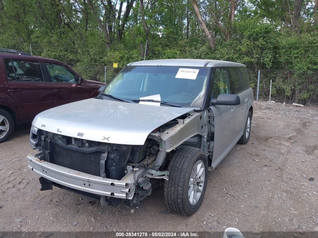 Ford FLEX SE 2014 2FMGK5B8XEBD24633 Image 2