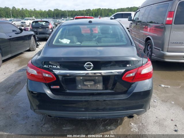 1N4AL3APXJC171868 Nissan Altima 2.5 Sl