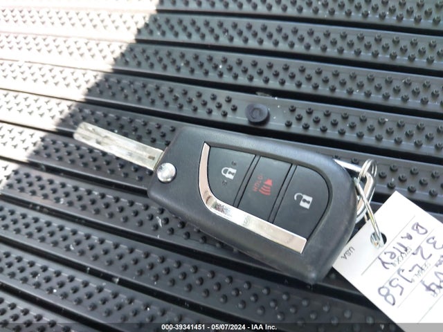 Toyota RAV4 LE 2020 JTMF1RFV7LD053029 Image 11