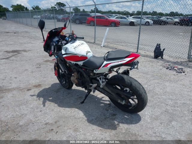 2018 HONDA CBR500 MLHPC4412J5500226 Photo 3