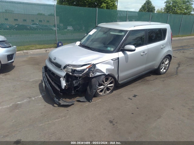 KIA SOUL + 2015 KNDJP3A57F7792188 Image 2
