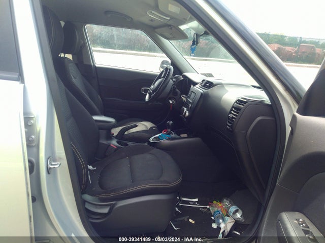 KIA SOUL + 2015 KNDJP3A57F7792188 Image 5