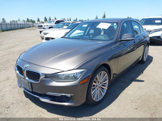 BMW 328I 2014 WBA3C1C56EK113798 Image 2