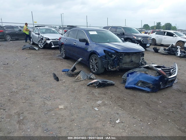 2018 1N4AL3AP6JC145915 main image
