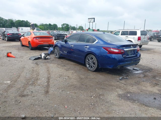 Nissan Altima 2.5 Sr 2018 1N4AL3AP6JC145915 Image 3