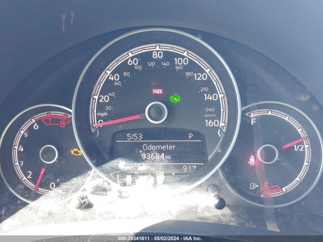 3VWFD7AT9JM704645 Volkswagen Beetle 2.0t Coast/2.0t S
