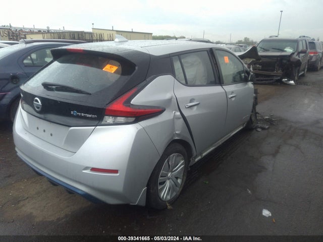 Nissan LEAF S 2018 1N4AZ1CP9JC300957 Image 4