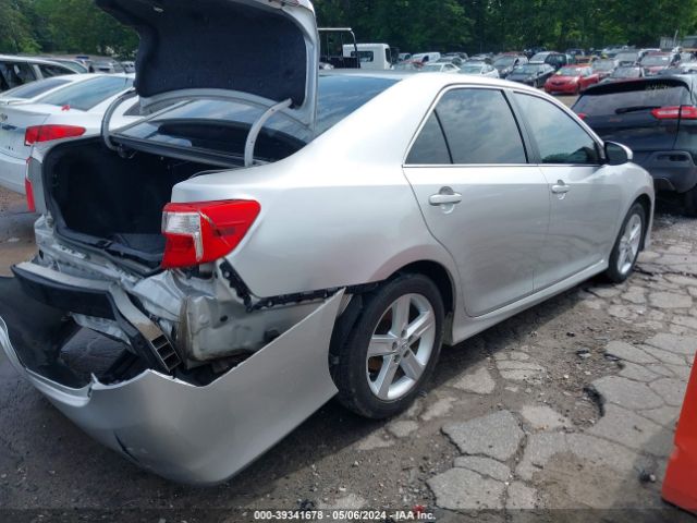 4T1BF1FK3EU399259 Toyota CAMRY SE